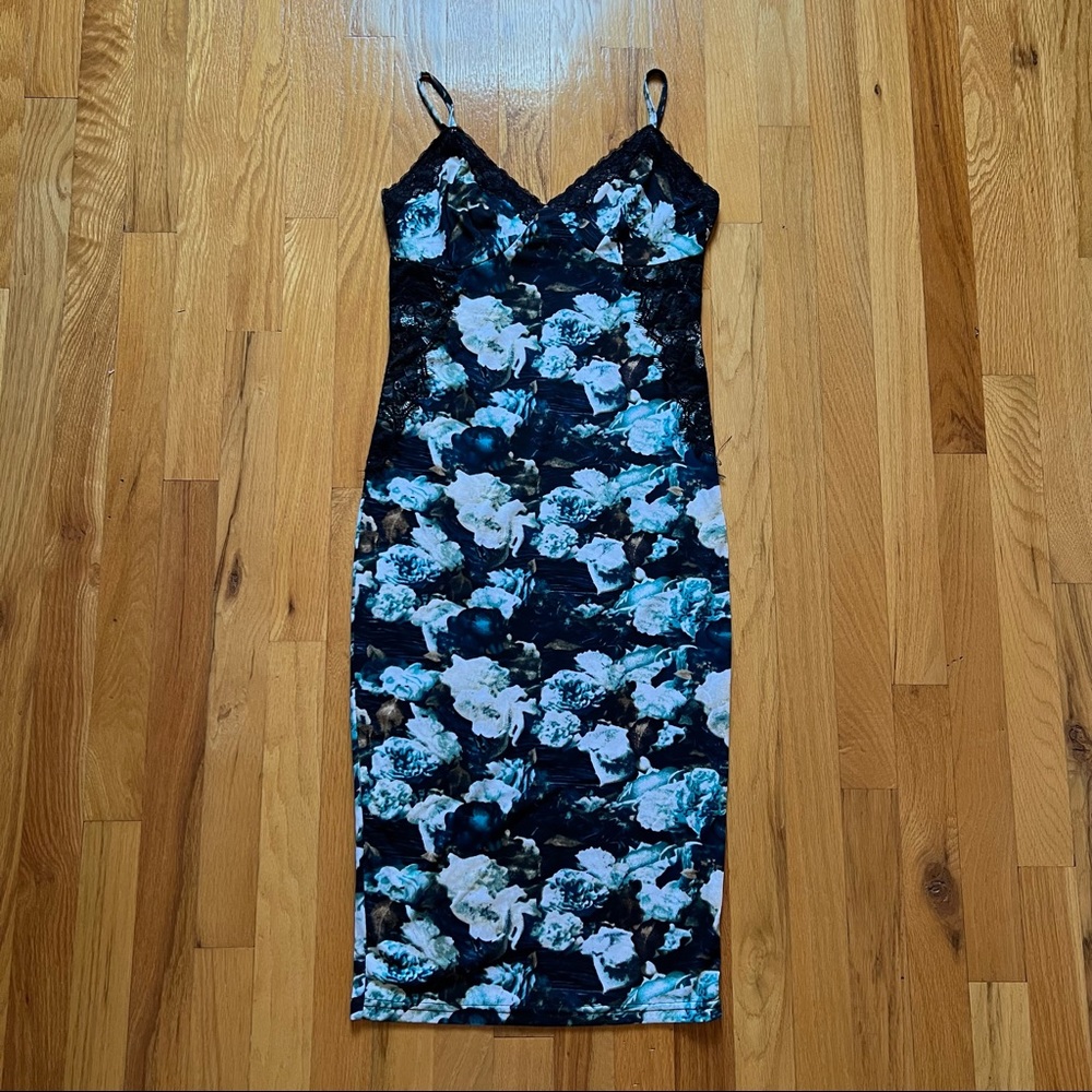 Bodycon floral midi dress